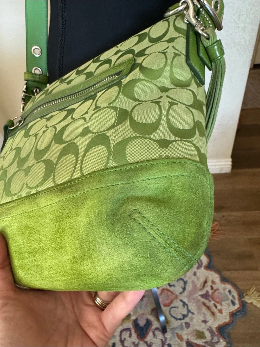 Coach Green 💚 #9362 crossbody bag with ladybug 🐞 keychain